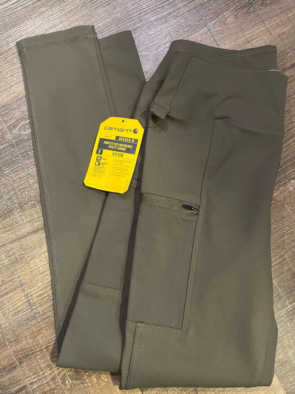 Carhartt Woman’s Olive Cargo Work Pants XS